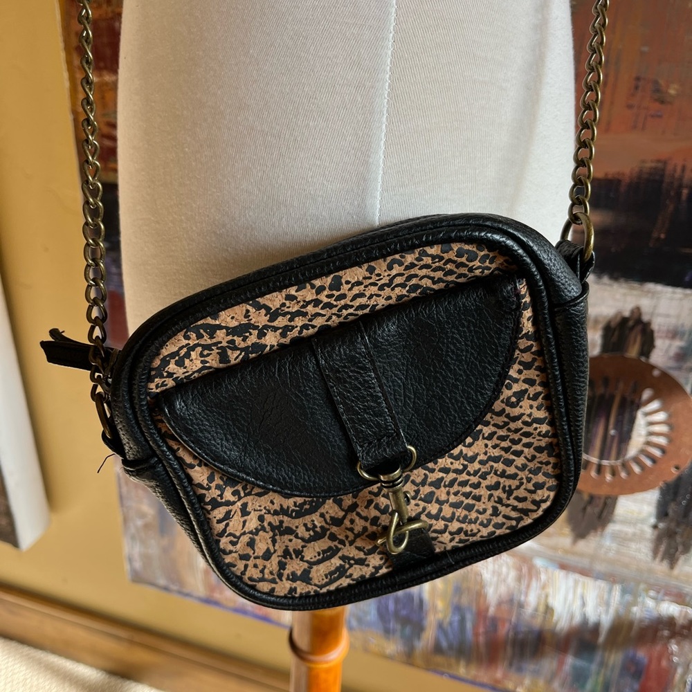 Dakine Cross-body Bag Handbag Purse Snake Chain